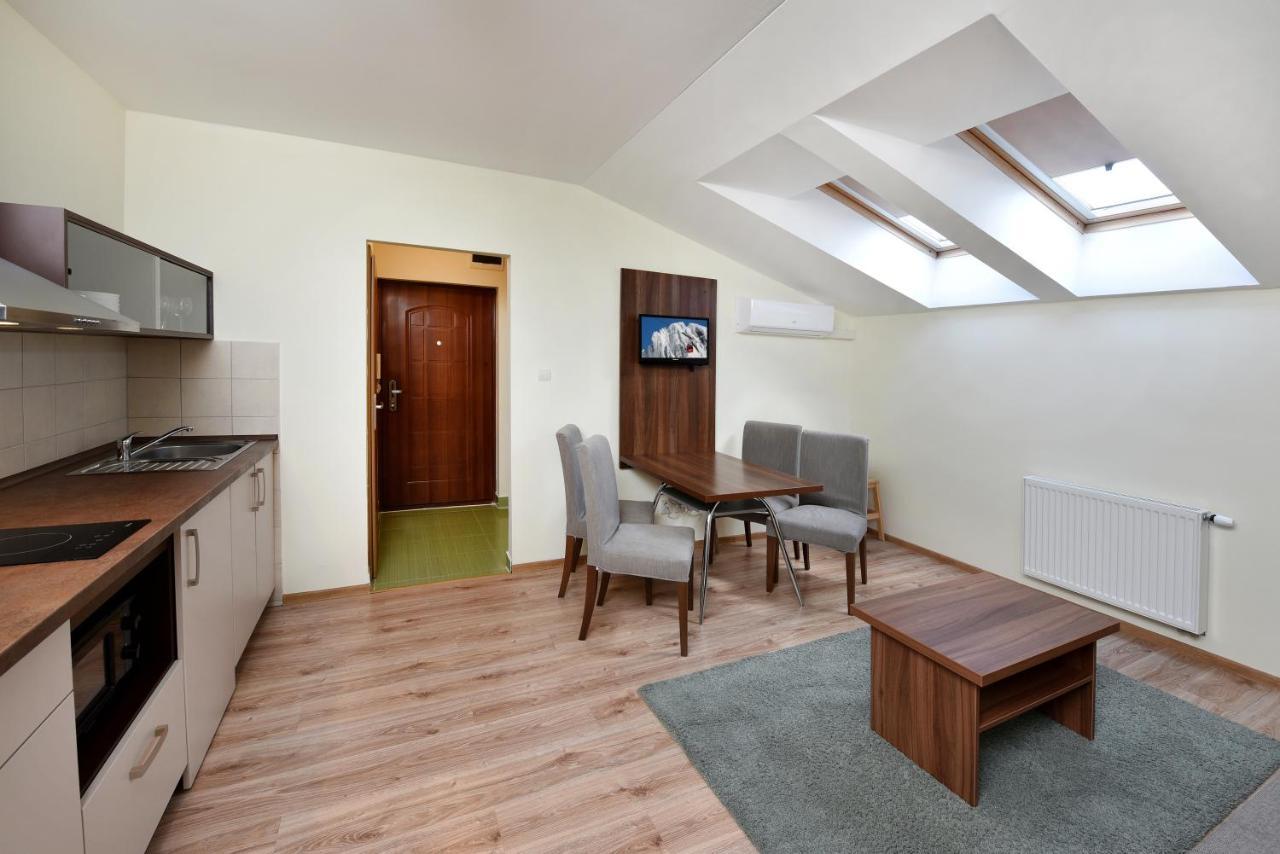 Aplend Vila Julia Vysoke Tatry Exterior photo