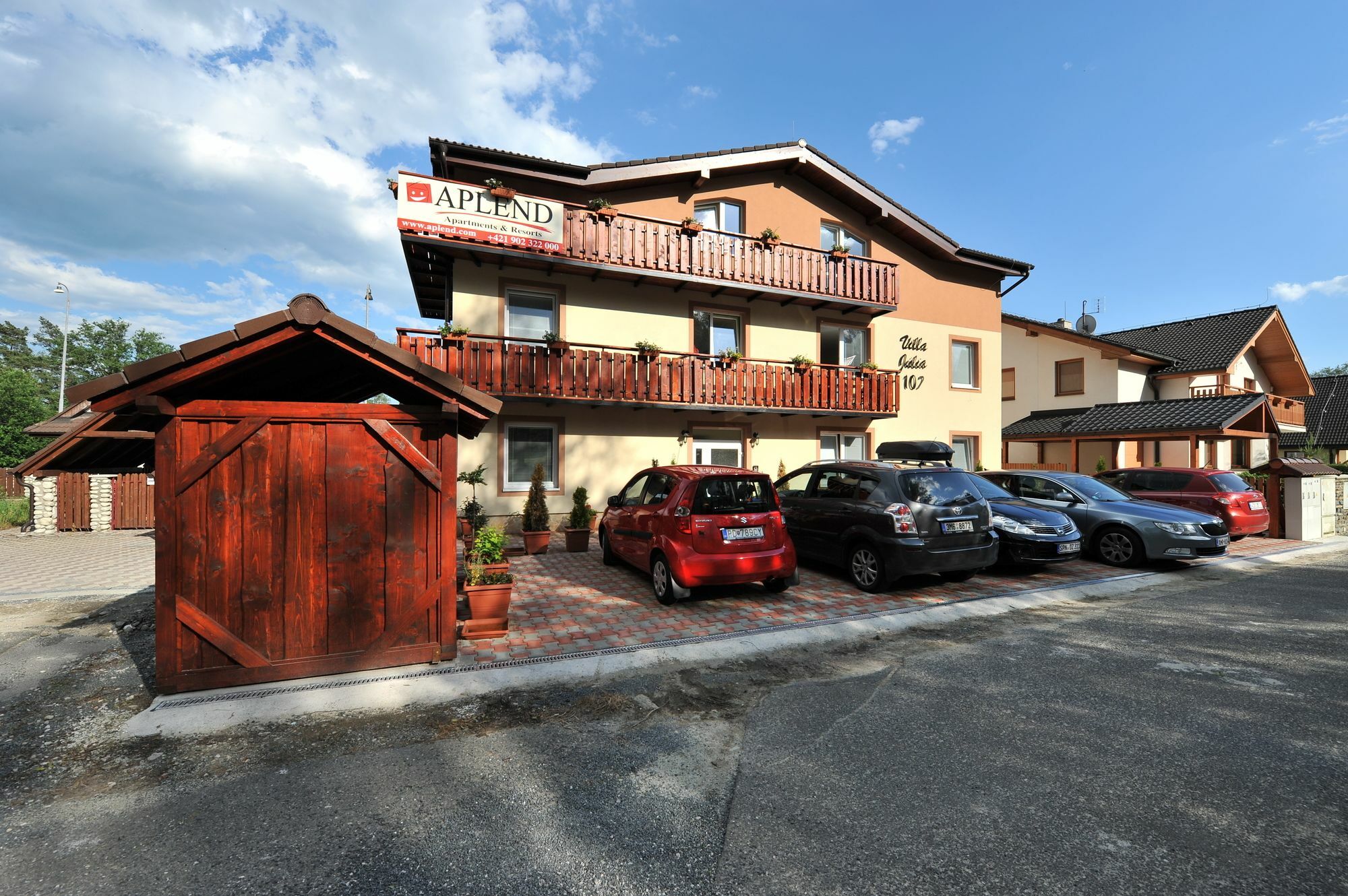 Aplend Vila Julia Vysoke Tatry Exterior photo