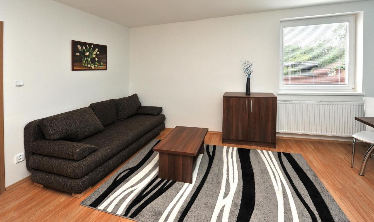 Aplend Vila Julia Vysoke Tatry Room photo